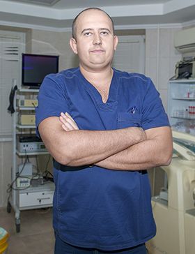 Врач ЛОР